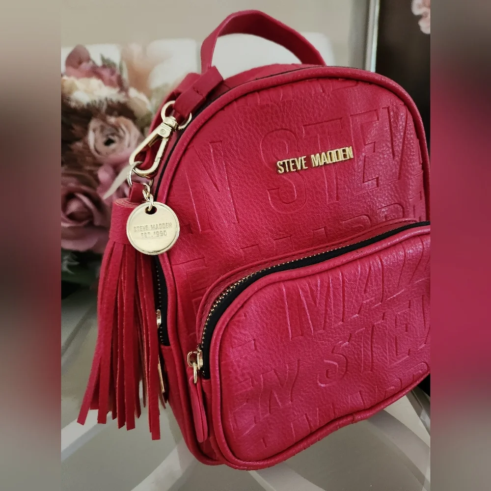 Steve Madden Women's Mini Backpack Shoulder Bag‎ Purse Zip Red Black Embossed